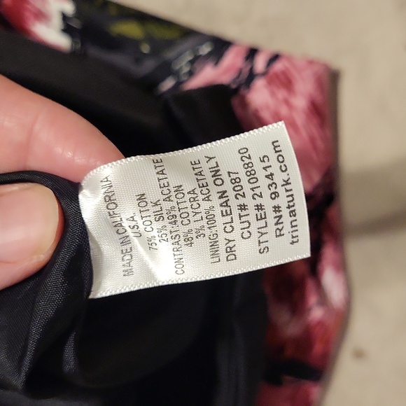 Trina Turk Pencil Skirt - Picture 7 of 7